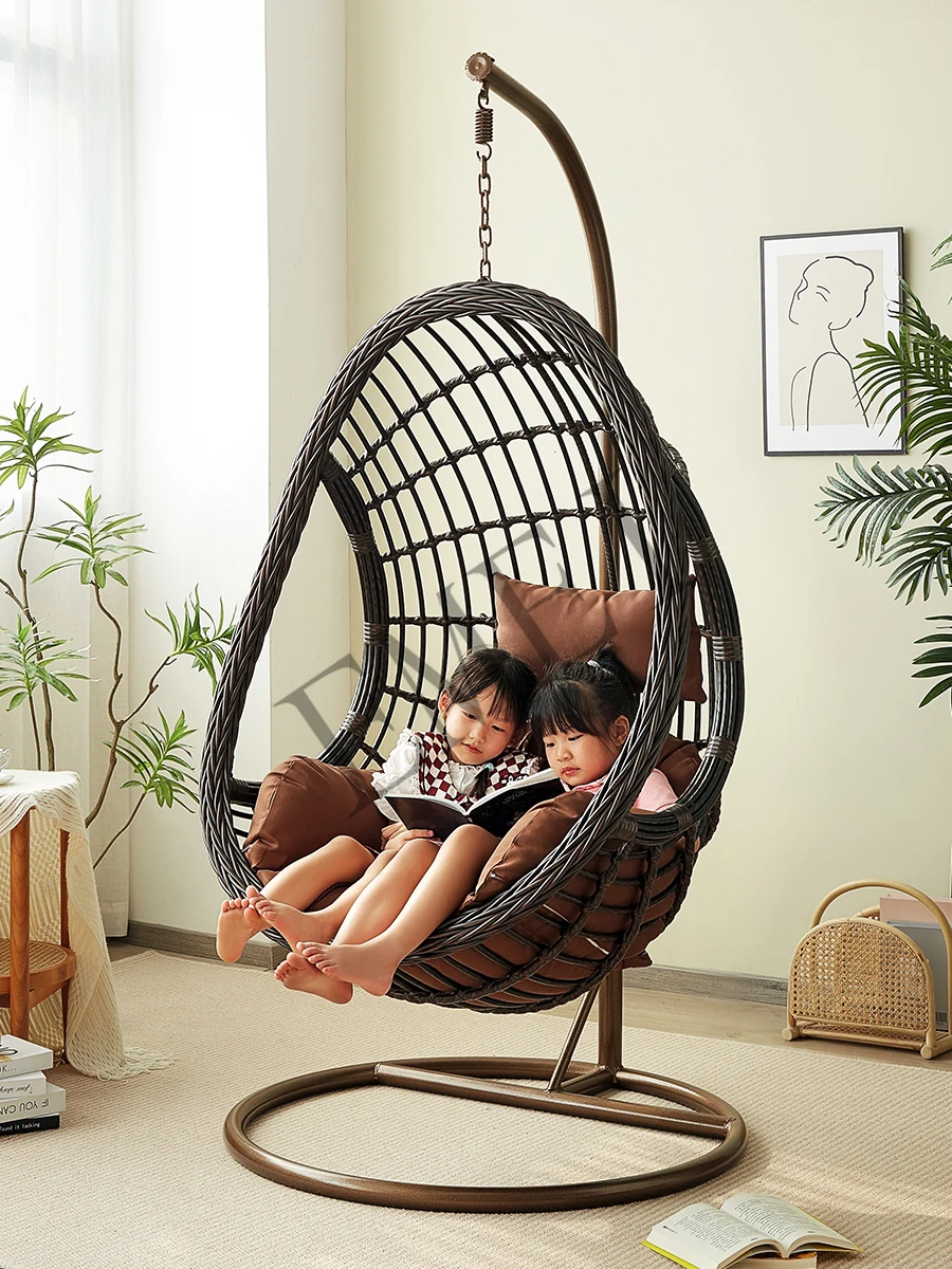 Sedia a dondolo sospesa in rat - Outdoor Furniture Rocking Chair recensione e prezzo